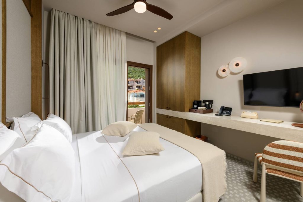 Elegant Comfort - Enavlion Elegance
