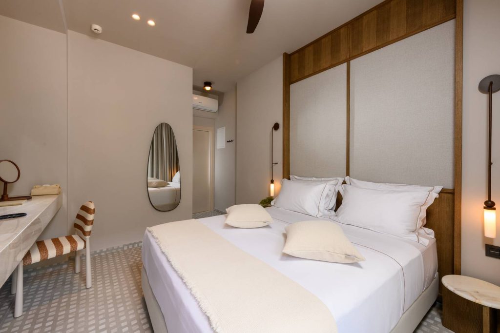 Elegant Comfort - Enavlion Elegance