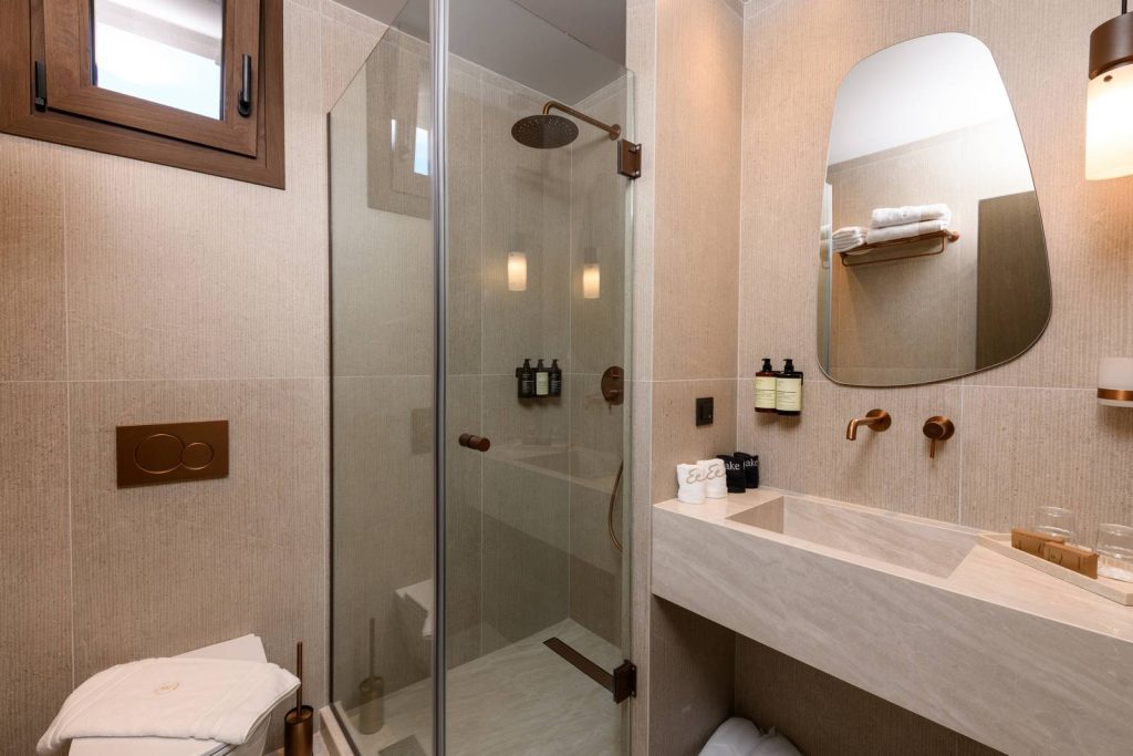 Elegant Comfort - Enavlion Elegance